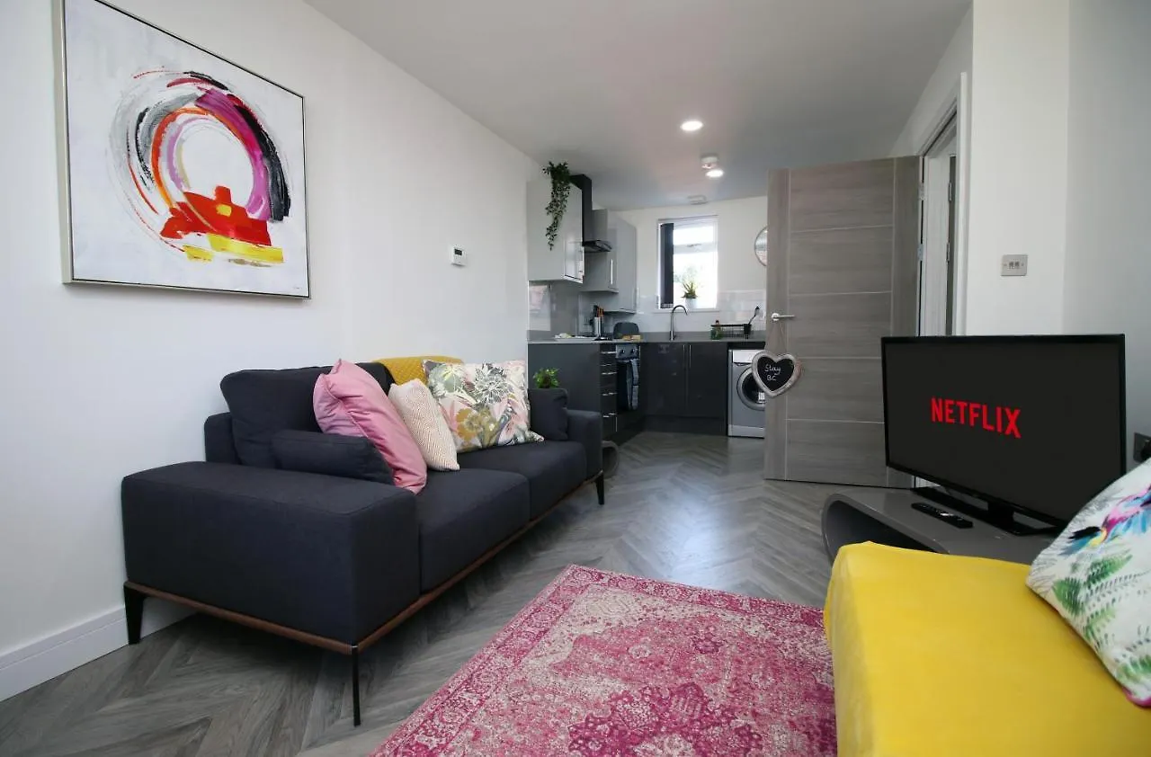 Noya Falls - Flat 3 Apartment Cardiff 0*,