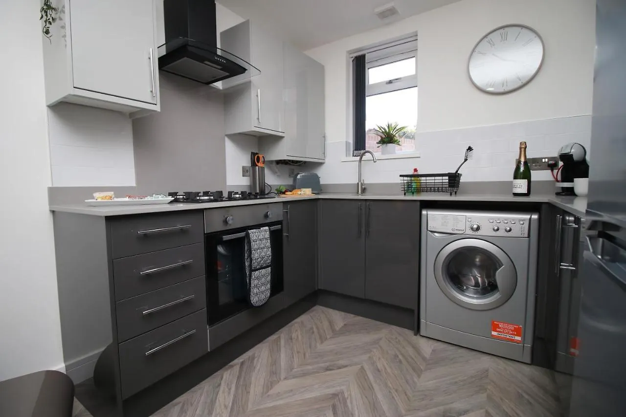 Noya Falls - Flat 3 Apartment Cardiff